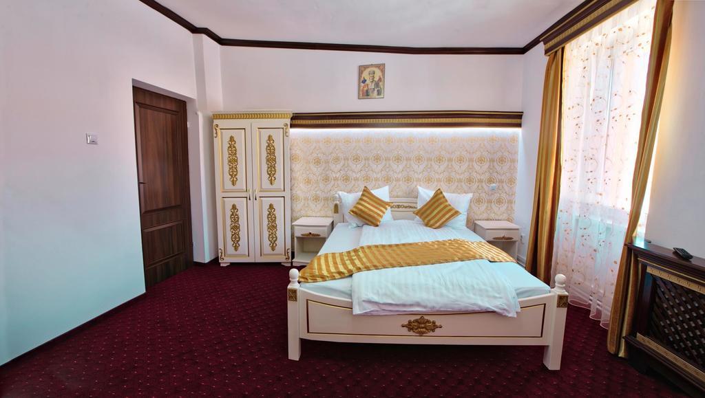 Pensiunea Sibiana Sibiu Esterno foto
