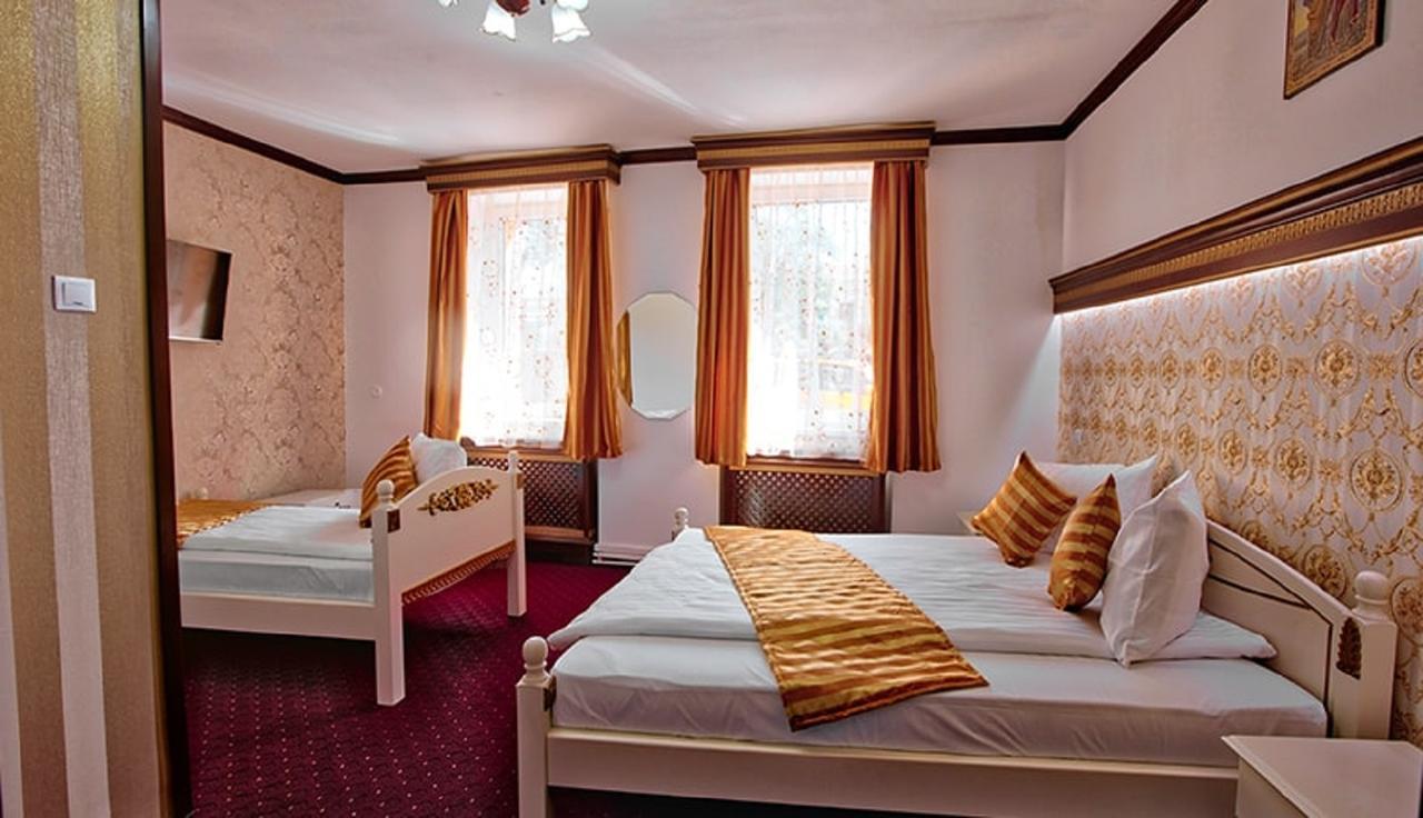 Pensiunea Sibiana Sibiu Esterno foto